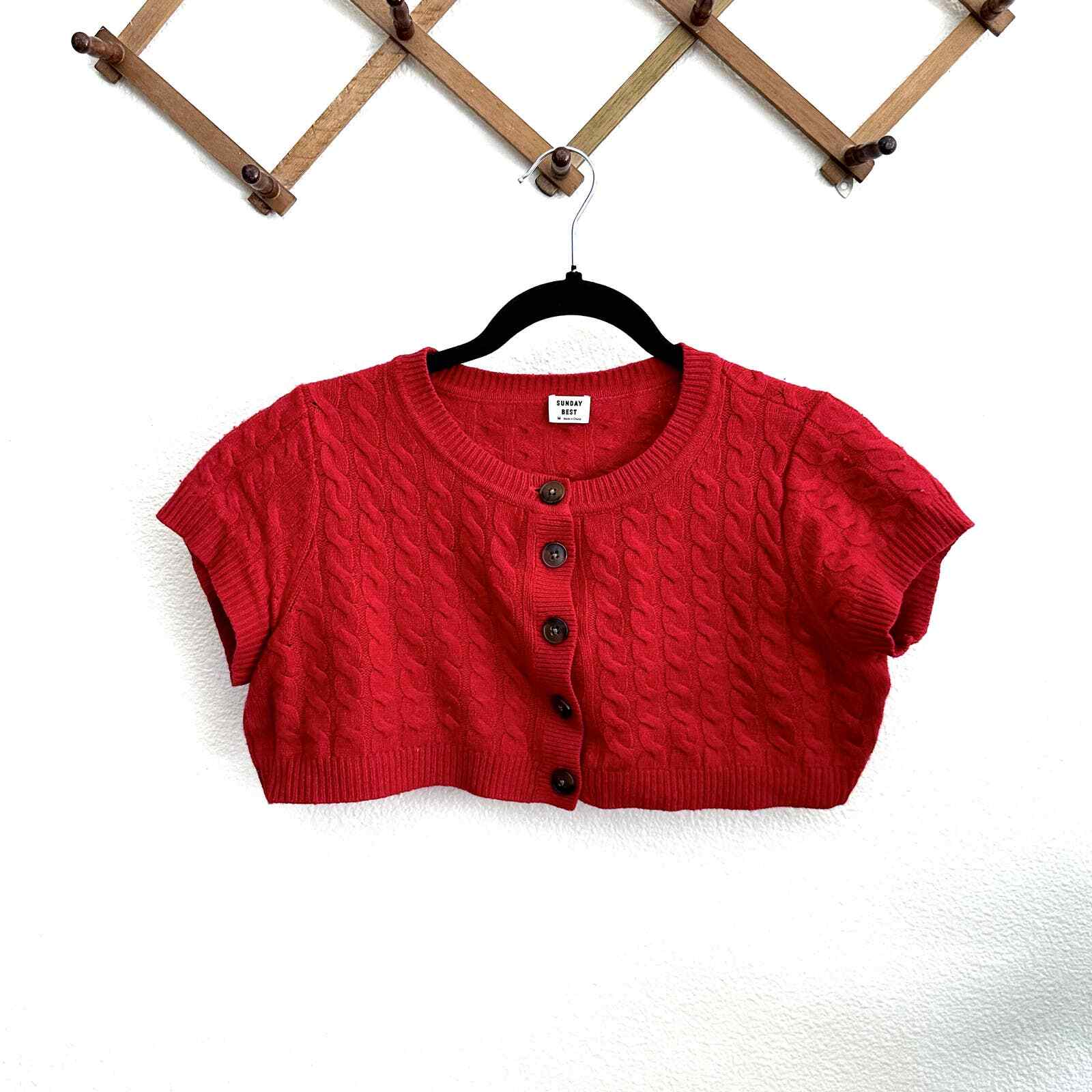 Aritzia Sunday Best Red cropped cable knit effie cardigan top size Medium M  | eBay