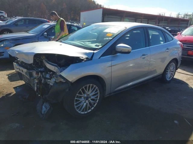 Motor de caja de fusibles compatible con 12-14 Focus 3364997 Foto 2 de 4