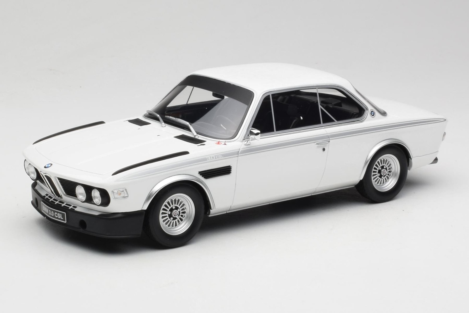 Ottomobile Bmw 3.0 Csl Coupe 1972 1:18 OT1145