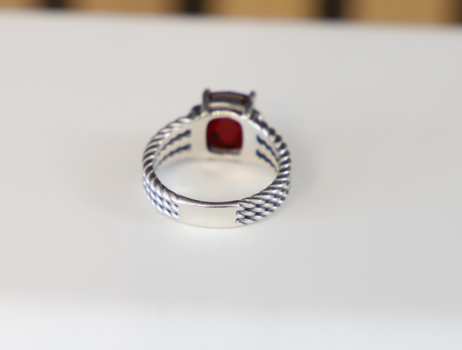 David Yurman Sterling Silver Petite Wheaton Ring Garnet with Diamonds size 7