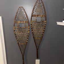 NICE PAIR OF ANTIQUE WOOD WOODEN SNOWSHOES PENOBSCOT SPECIALS MAINE