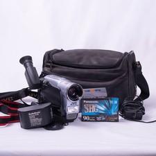 JVC GR-SXM240 Camcorder - Silver Turns on and plays tape See Description