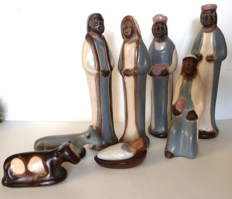 9 Piece NATIVITY SET Made/Signed by artist JOSE SOSA of Chulucnas, Peru, 2004