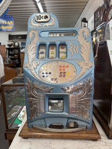 Mills 10 Cent Slot Machine Aikens Front, Working, Circa 1946