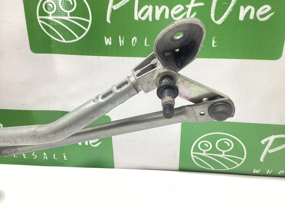 OEM 2008-2018 Mercedes W204 E350 parabrisas limpiaparabrisas montaje 2048201040 Foto 2 de 4