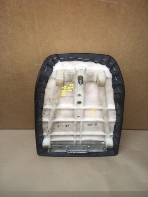 1996 KAWASAKI NINJA ZX7P ZX 700 P OEM REAR PILLION SEAT ASSEMBLY