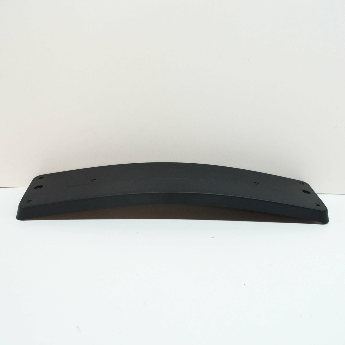 NEW MB E-CLASS W212 AMG FRONT NUMBER PLATE TRIM A2128851781 212