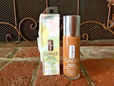 Clinique Beyond Perfecting Foundation Concealer In 114 Golden New in box 34