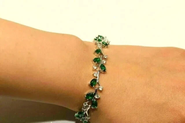 19Ct Round Cut Lab Created Diamond Flower Women's Bracelet 14K Wh Gold Plated 7