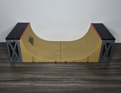 Tech Deck Element Halfpipe Ramp Set of 2 No Connectors