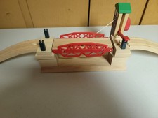 Brio World Wooden Lifting Bridge  Ascending Tracks Good Condition