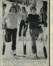 1975 Press Photo Ted Kennedy, Jr and Pattie Michaud ski on Bousquet Mountain