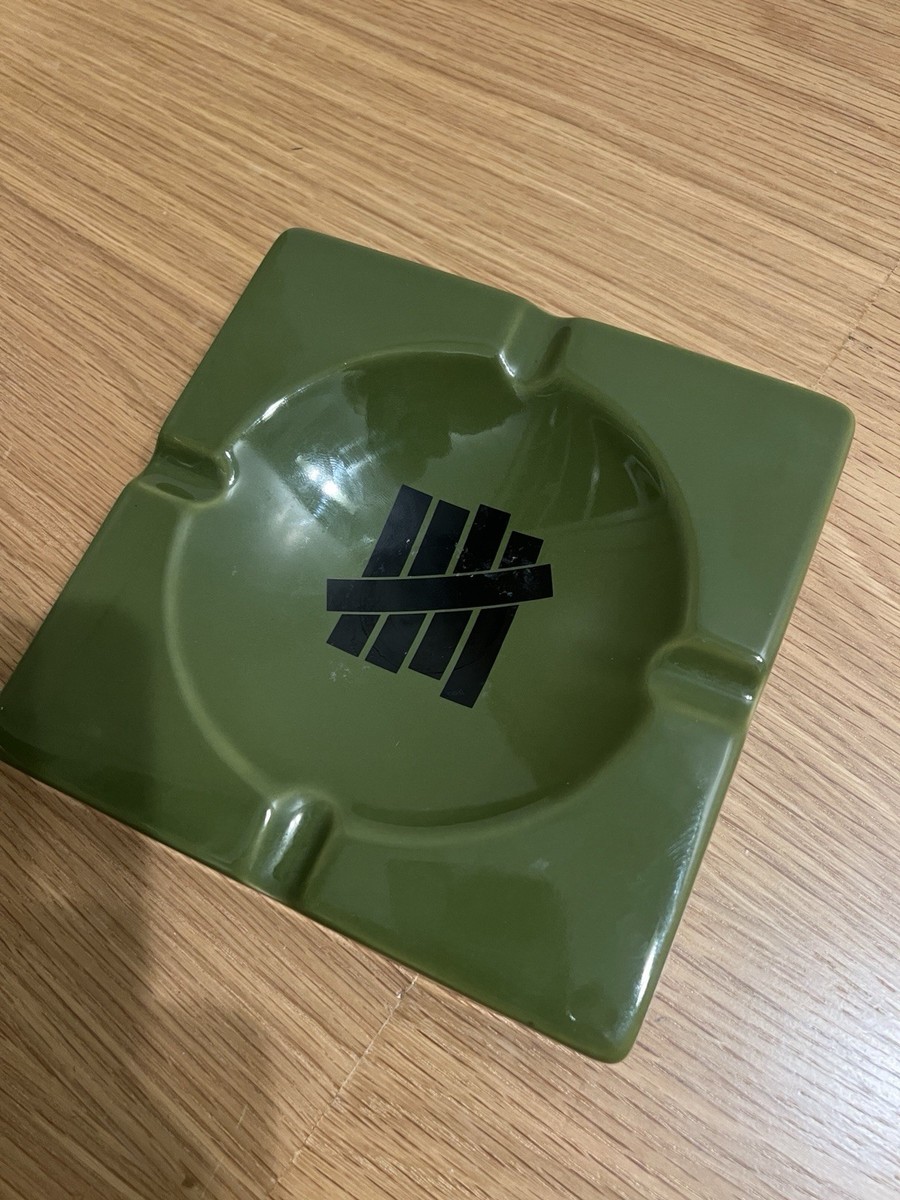 置物 addictive of green Undefeated Ashtray Olive Ceramic 02188-Olive-OS | eBay