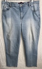 Gloria Vanderbilt Women's Jeans Pants Size 16W Average Amanda Light Wash Stretch