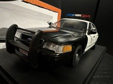 Modified 1 18 AUTOart Ford Crown Victoria Police LAPD CVPI P71 Crown Victoria Lo