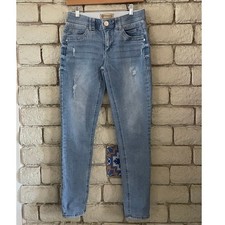 Democracy Women's "Ab-solution" Distressed Skinny Jeans - Light Wash Size 2