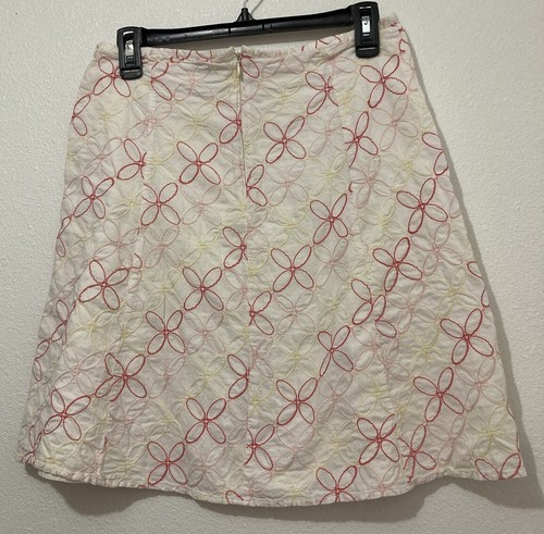 Old Navy Size 16 Girls Cotton Skirt Embroidered Floral Stitch Cotton White Shell - Picture 3 of 3