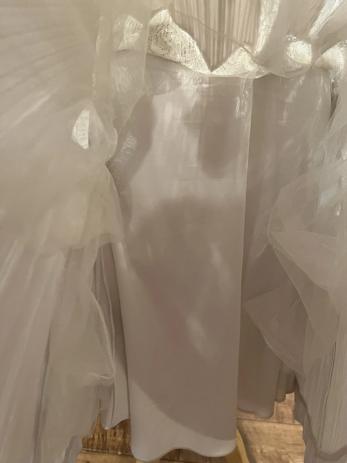 OFF WHITE Abito da ballo senza maniche Ted Baker Off bianco in pizzo e micro pieghe taglia 4 Regno Unito