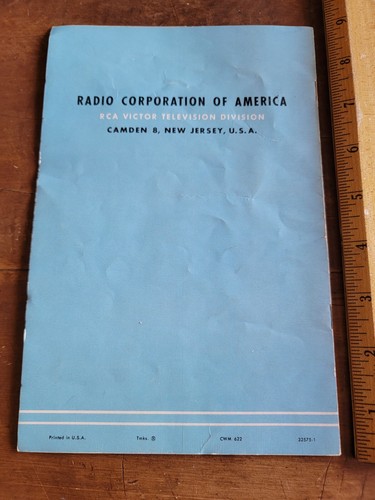 Cómo disfrutar de tu televisión portátil RCA Victor década de 1950 manual/guía del operador - Imagen 2 de 7