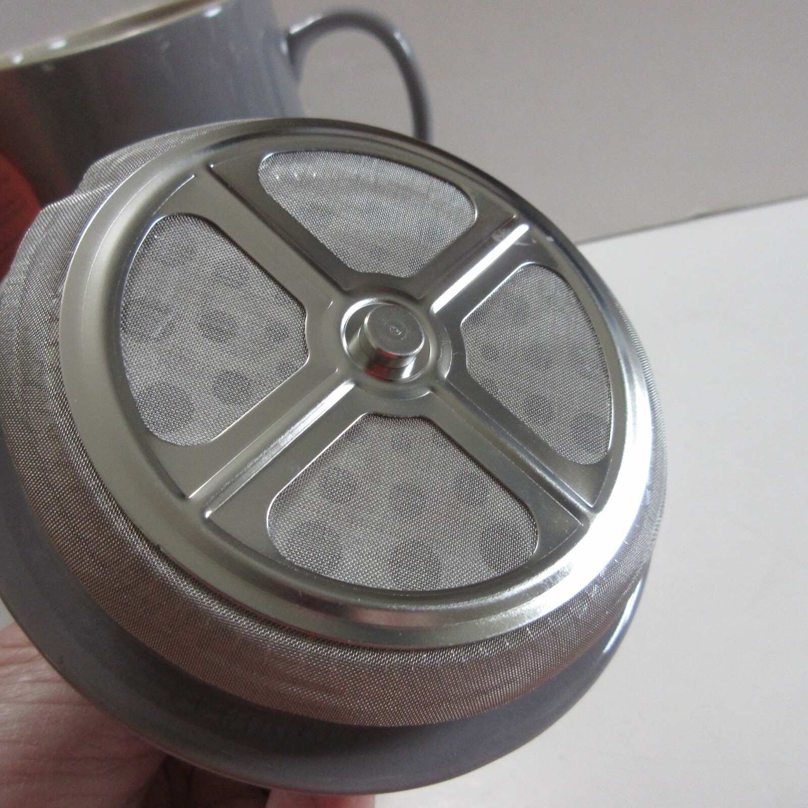 Le Creuset Stoneware 34 Ounce French Press Coffee Pot FLINT Gray - New In Box