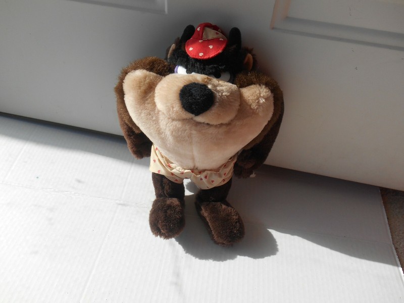 VINTAGE Heart Boxers TAZ Plush, Warner Brothers Tasmanian Devil 