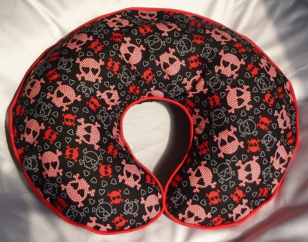 Black boppy cheap pillow