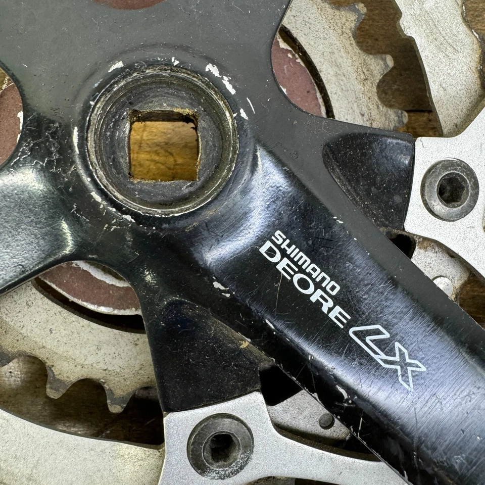 Vintage Shimano Deore LX FC-M560 Crank Set 175 mm 74 110 BCD Triple Black MTB A8 - Image 3 of 4