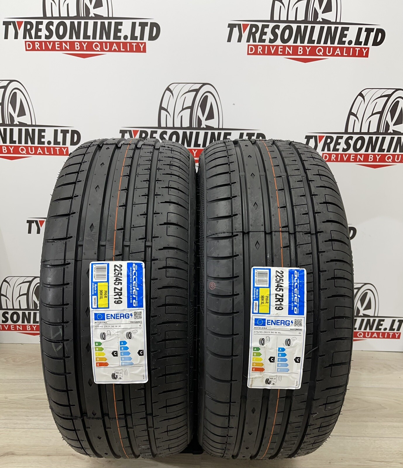 2 X 225 45 19 ACCELERA PHI-R 96W XL 225/45ZR19 BRAND NEW TYRES 2254519