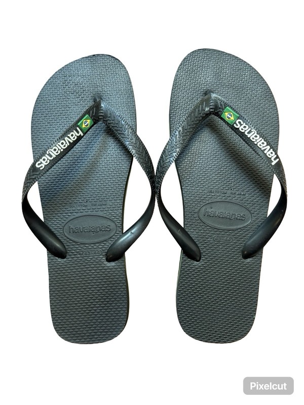 Black Havaianas Brazil Logo Flip-flops  Size 11