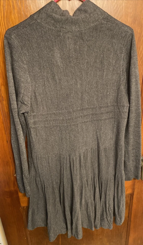 Vintage Suzie Size XL Charcoal Gray Hi-Low Cardigan W/ Eye hook Clasp - Image 2 of 4