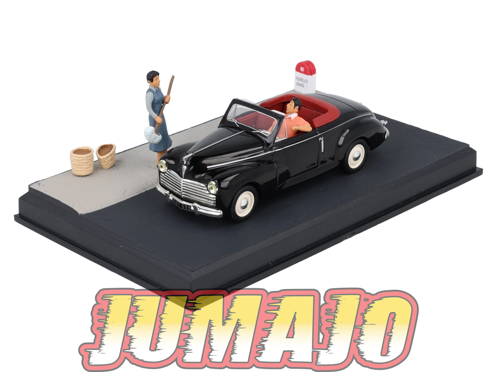 Peugeot 203 cabriolet IXO 1/43 diorama pour décorer une vitrine rétro