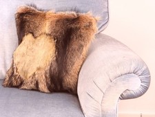 Echtes Pelzkissen 40x40 cm aus recycelten Pelzen vom Meister beide Seiten Fell