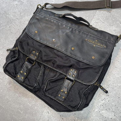 バッグ OLD DIESEL leather messenger bag black Diesel Men Old Leather Nylon Messenger Bag Black 32x35x10cm