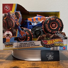 Hot Wheels Monster Trucks 1:15 Sharks vs. Dinos Tiger Shark Climber Mattel R/C