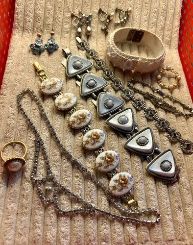 Vintage Costume Jewelry Lot,  bracelets, necklace, earrings