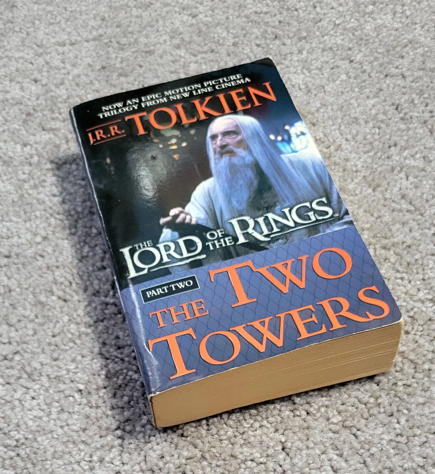 Lord of the Rings Part 2 THE TWO TOWERS Fantasy Classic J.R.R.Tolkien NEW Tie-in