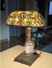 Vintage Quoizel Collection Tiffany Style Stained Glass Lamp banker Lamp