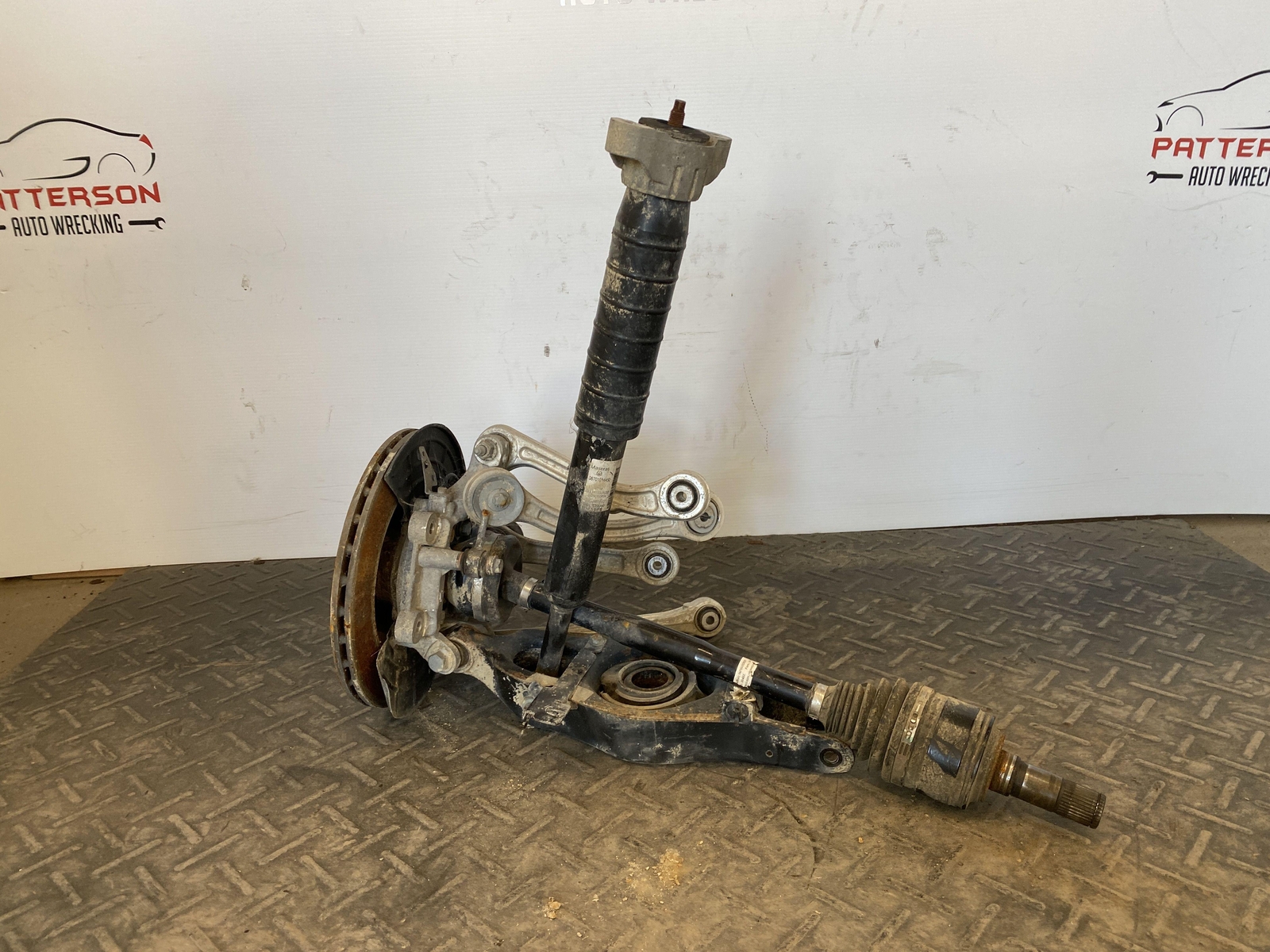 14-17 MASERATI GHIBLI REAR DRIVER LEFT KNUCKLE/AXLE SHAFT STRUT CONTROL ARMS