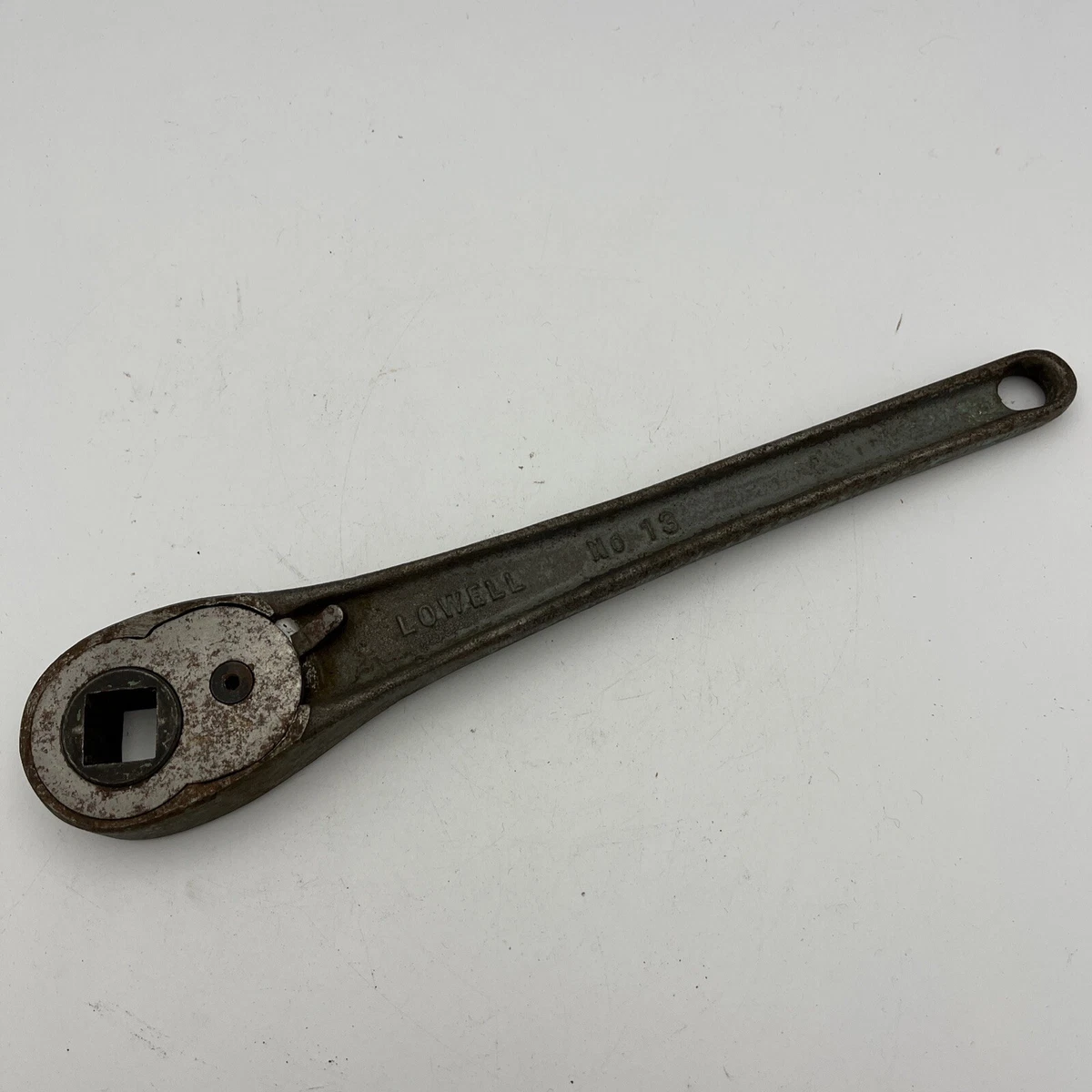 VINTAGE LOWELL CORPORATION NO. 13 WORCESTER MASS WRENCH RATCHET