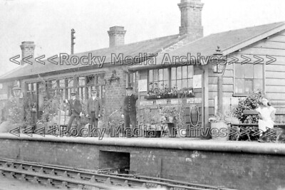 nuu-105 The Railway Station, Scruton, Wensleydale, Yorkshire. Photo