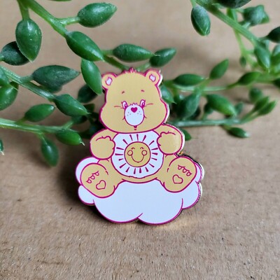 Retro Pflegebär Emaille Pin Abzeichen - gelbe Pflegebären Sonnenscheinbär 90er Jahre Pin Geschenk