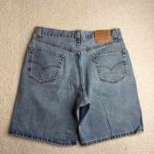 Vintage Levis 550 Relaxed Fit Denim Shorts Mens 36 Light Wash Made in USA 1999