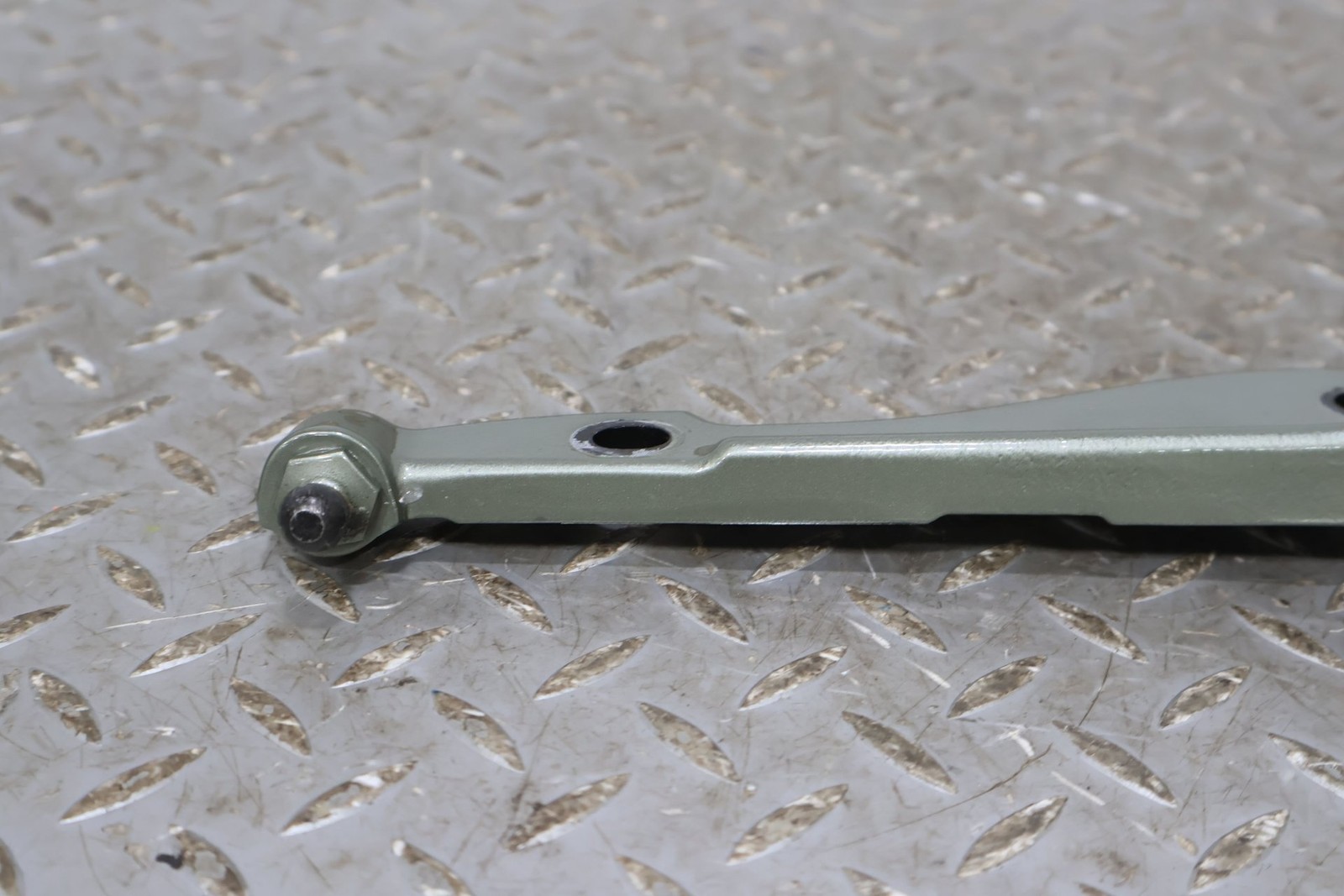 Aston Martin V8 Vantage 2009 Left, right Engine lid hinges Pair