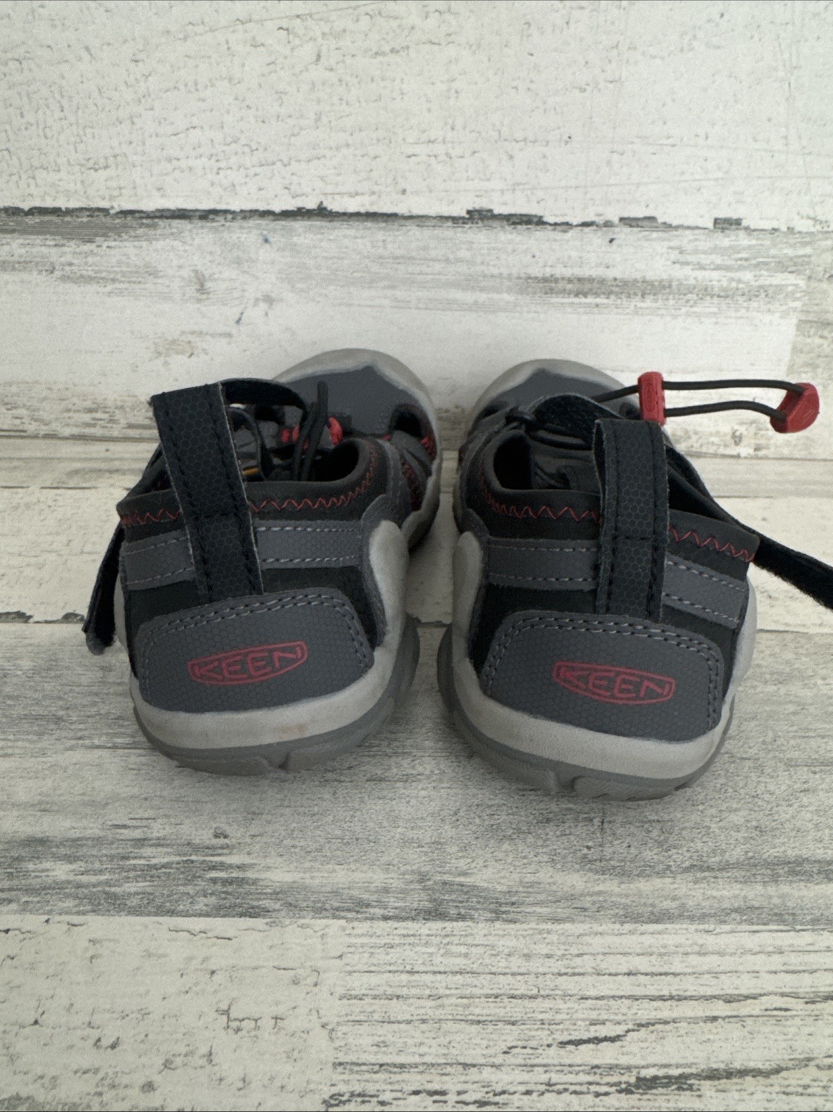 Keen Sandalo da Passeggio "Lavabile" Grigio e Rosso Taglia 2