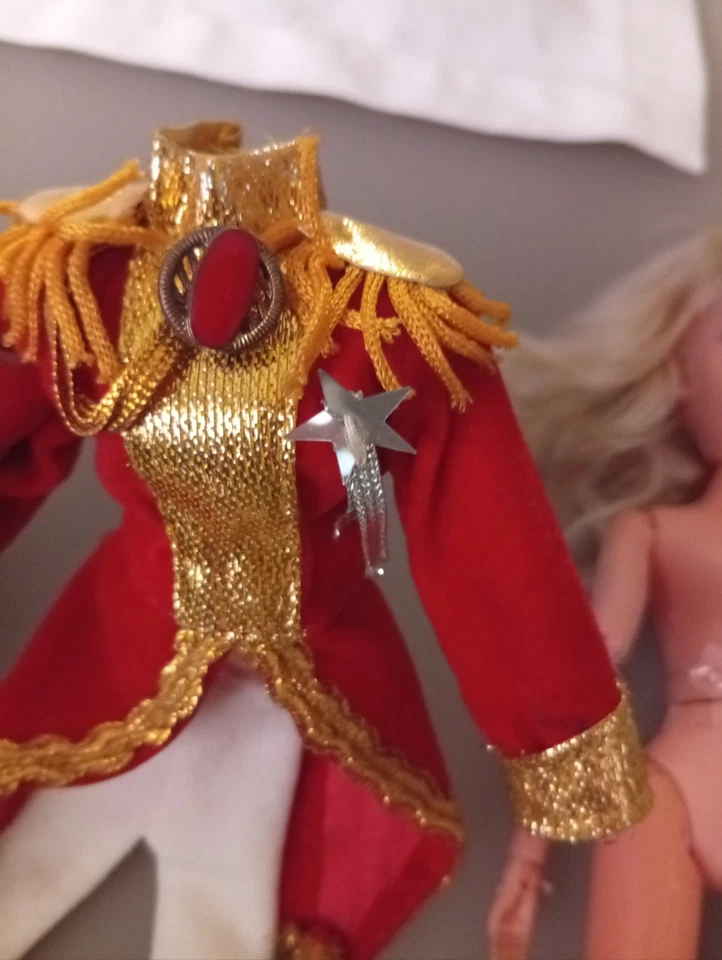 LADY OSCAR Bambola Versaille Cm 20 By Ceppi Ratti - 1979 Vintage Doll - Immagine 3 di 4