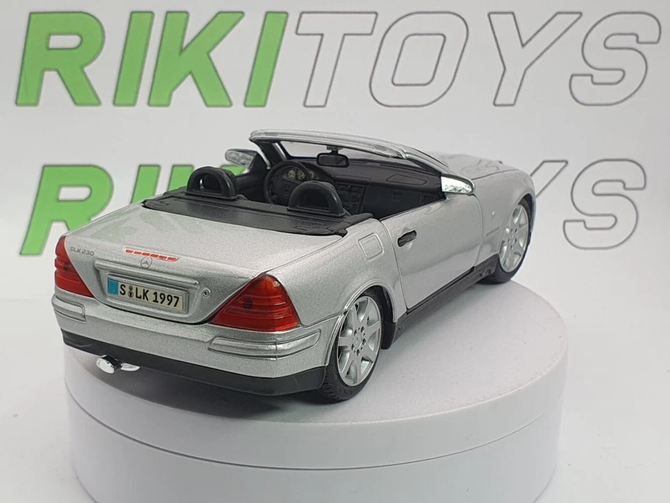 Mercedes Benz SLK 1a serie R 170 Maisto 1/24 Argento 1997 - Immagine 3 di 4