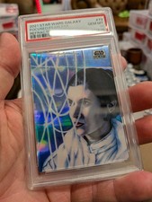 2021 Star Wars Galaxy Focused And Fearless Refractor #73 💥PSA 10