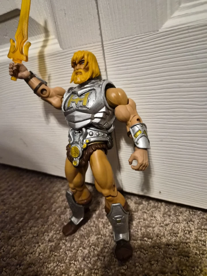 Custom Creations: Masters Of The Universe Classics Heaven Armored He-man Figure - Image 2 of 4