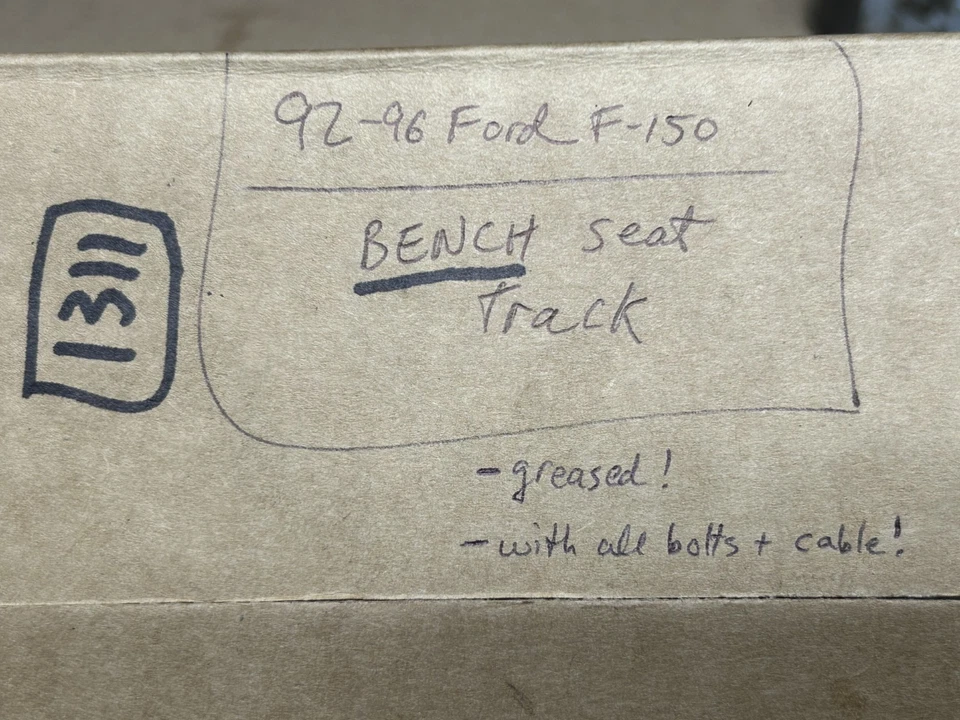 Soporte deslizante de montaje en pista asiento banco cabina regular estándar Ford F-150 92-96 Foto 2 de 4