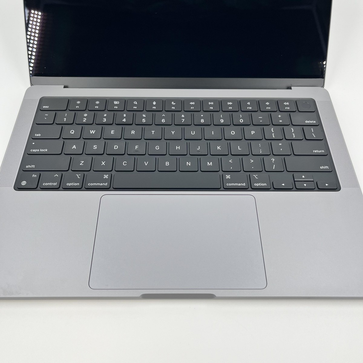 MacBook Pro 14 Nov 2023 M3 8-Core / 10-Core GPU 16GB 512GB Space